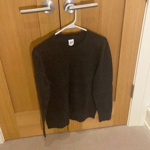 GAP sweater